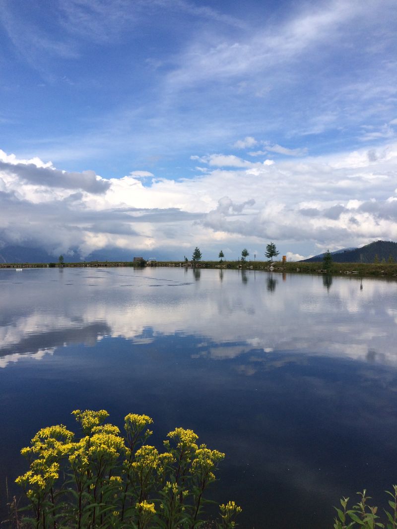 Uns Flachlandtiroler haben Österreichs Berge immer wieder von Neuem umgehauen. An der Reiteralmhütte in der Steiermark sind wir auf diesen bezaubernden Anblick gestoßen!