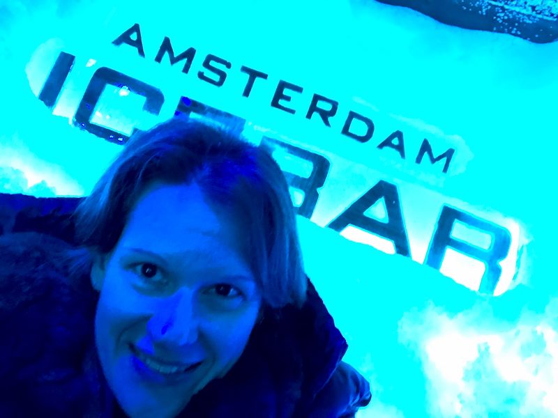 Ice_Bar_Selfie_800